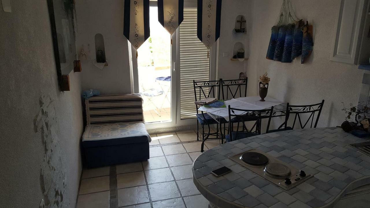 Apartments Lopar Story מראה חיצוני תמונה